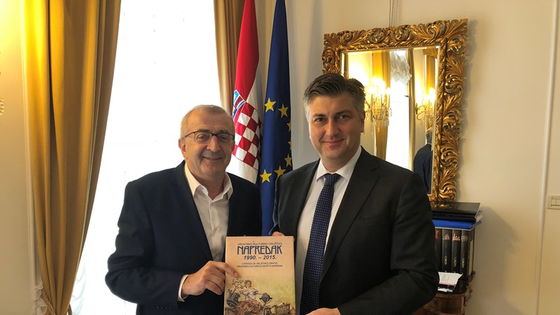 Predsjednik Vlade iskazao podršku radu HKD "Napredak"